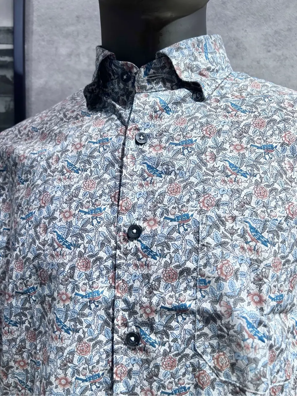 JOSEPH ABBOUD 二澤 コーディネート画像