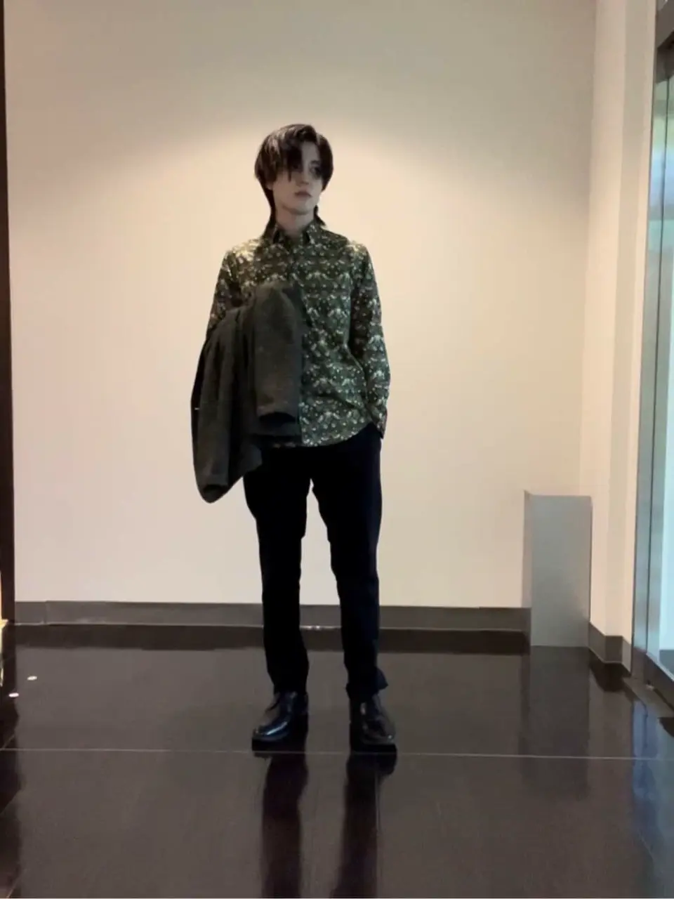 JOSEPH ABBOUD 小野 コーディネート画像