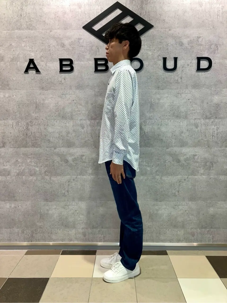 JOSEPH ABBOUD 足立 コーディネート画像