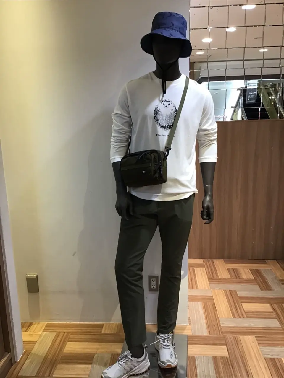 JOSEPH ABBOUD 三澄 コーディネート画像