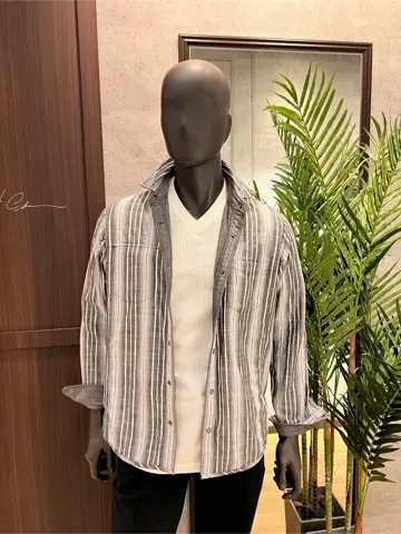 JOSEPH ABBOUD 上條 コーディネート画像