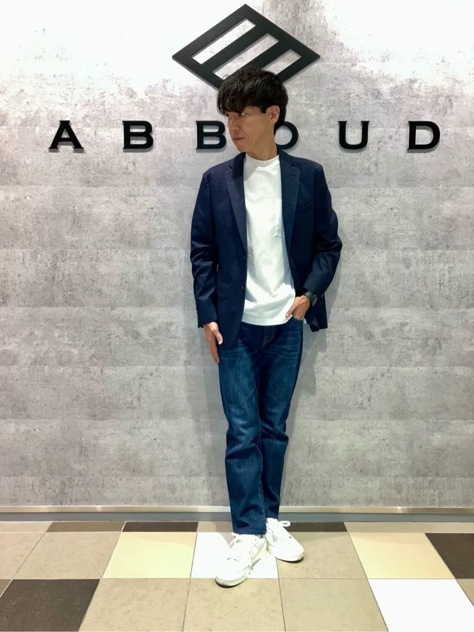 JOSEPH ABBOUD 足立 コーディネート画像