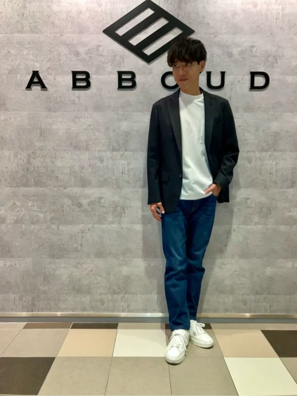 JOSEPH ABBOUD 足立 コーディネート画像