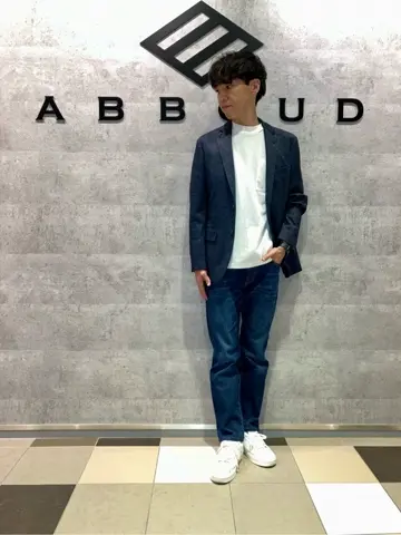 JOSEPH ABBOUD 足立 コーディネート画像