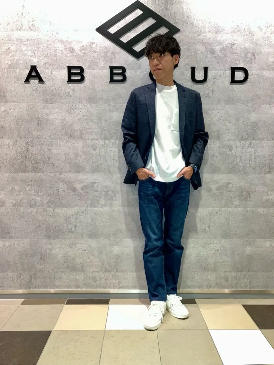 JOSEPH ABBOUD 足立 コーディネート画像