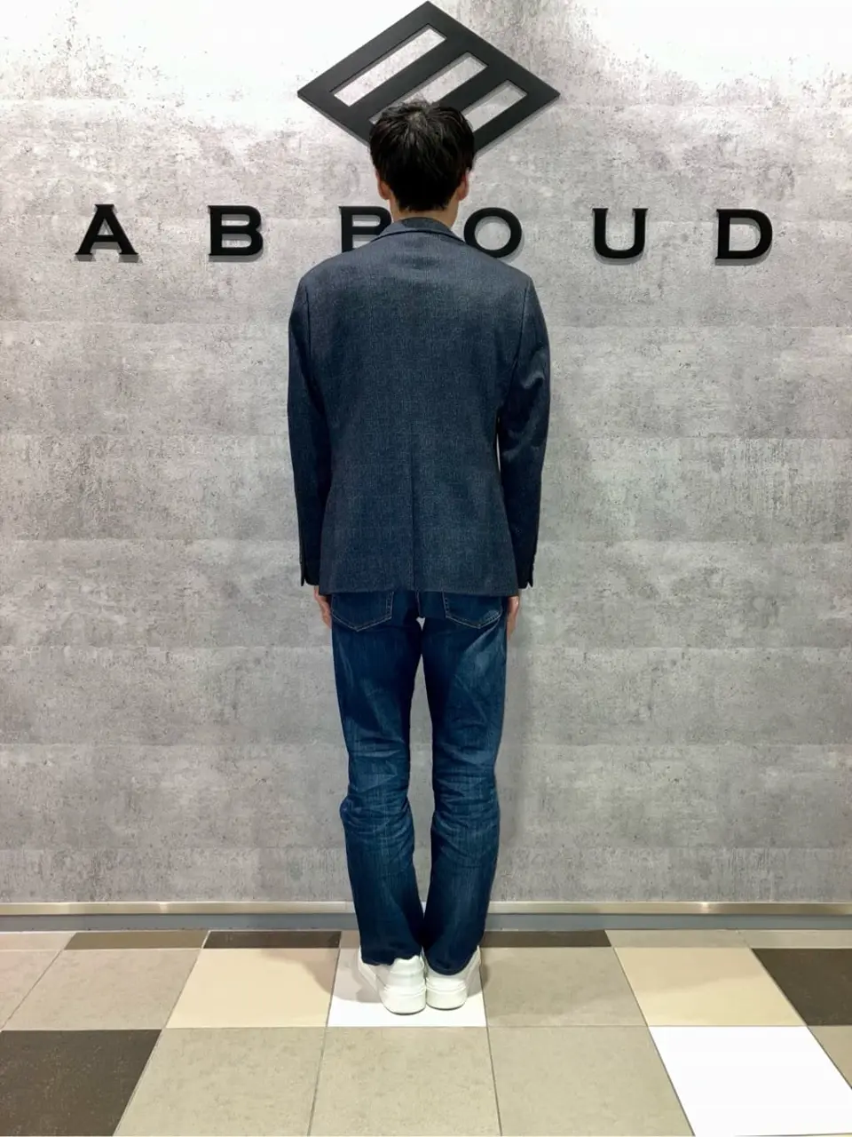 JOSEPH ABBOUD 足立 コーディネート画像