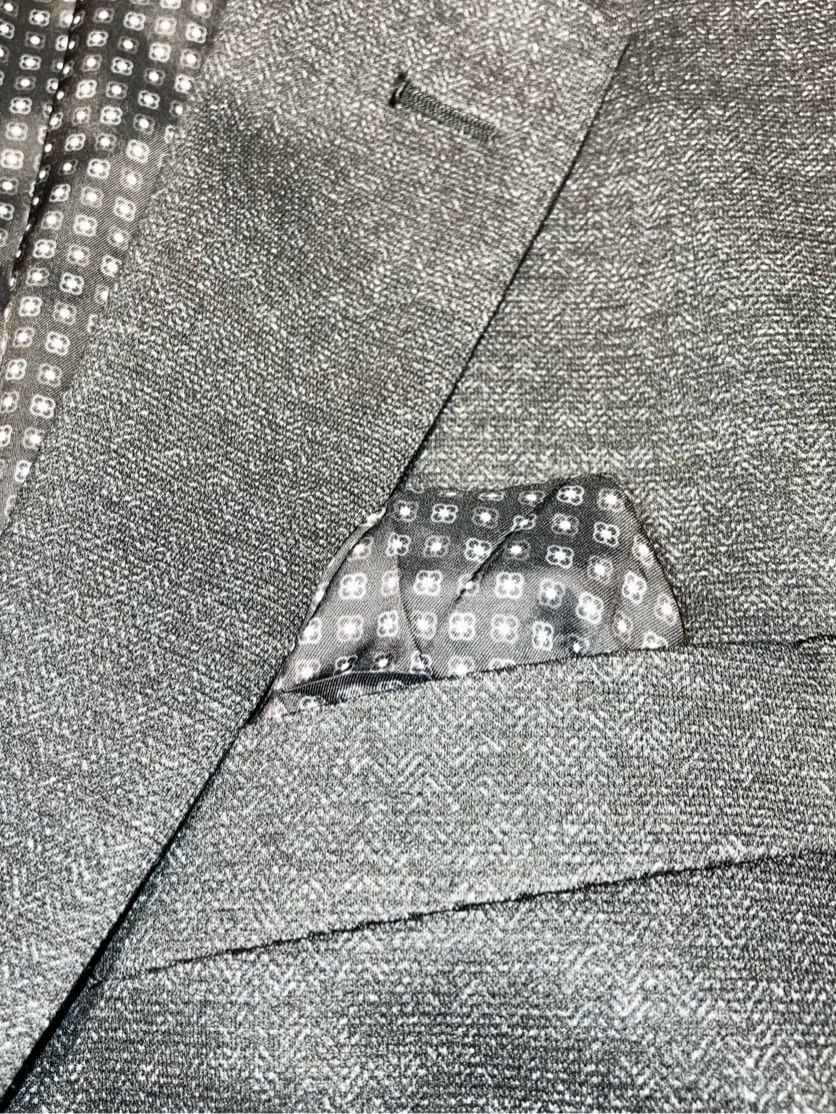 JOSEPH ABBOUD 足立 コーディネート画像