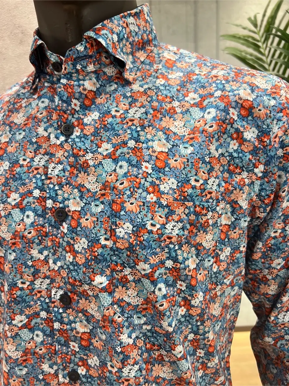 JOSEPH ABBOUD 上條 コーディネート画像