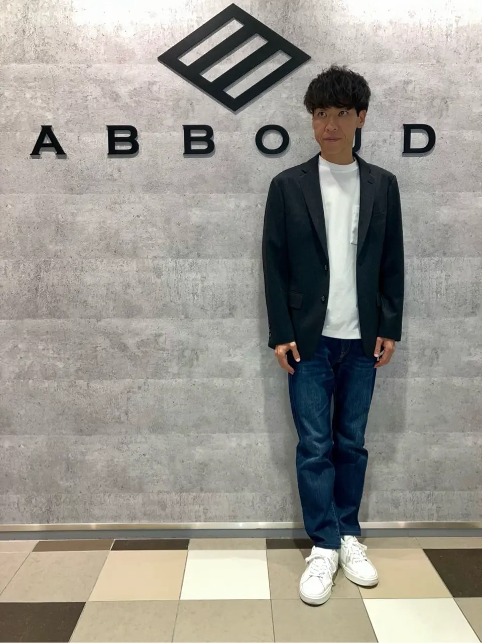 JOSEPH ABBOUD 足立 コーディネート画像