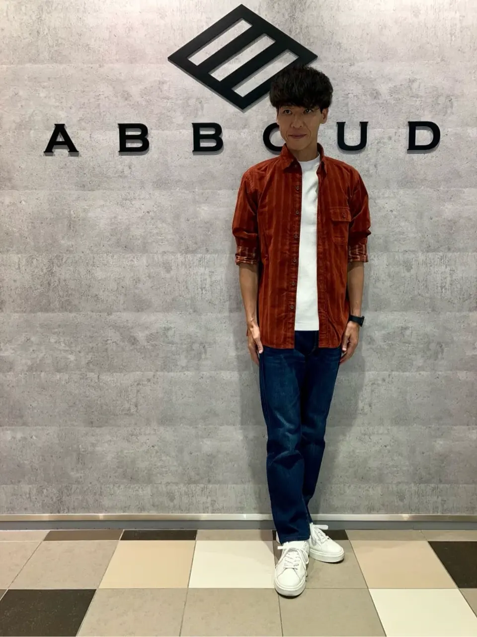 JOSEPH ABBOUD 足立 コーディネート画像