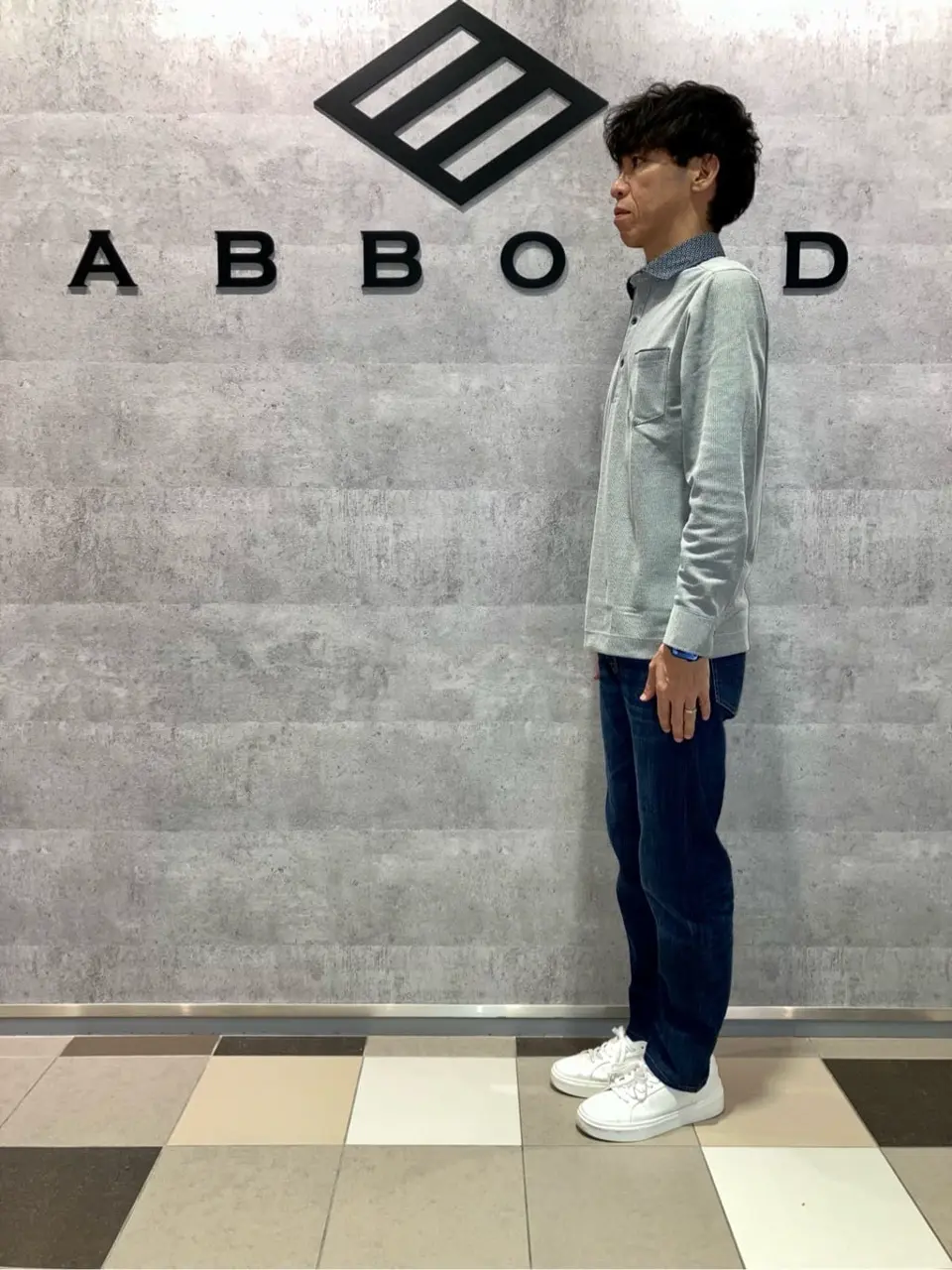 JOSEPH ABBOUD 足立 コーディネート画像