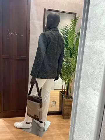 JOSEPH ABBOUD 上條 コーディネート画像