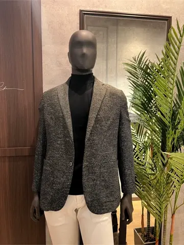 JOSEPH ABBOUD 上條 コーディネート画像