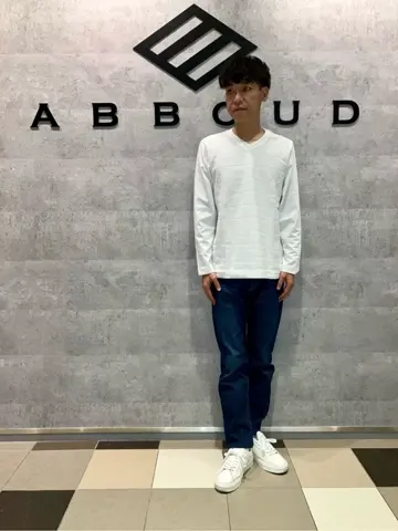 JOSEPH ABBOUD 足立 コーディネート画像