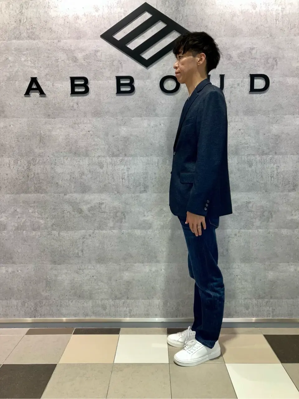 JOSEPH ABBOUD 足立 コーディネート画像