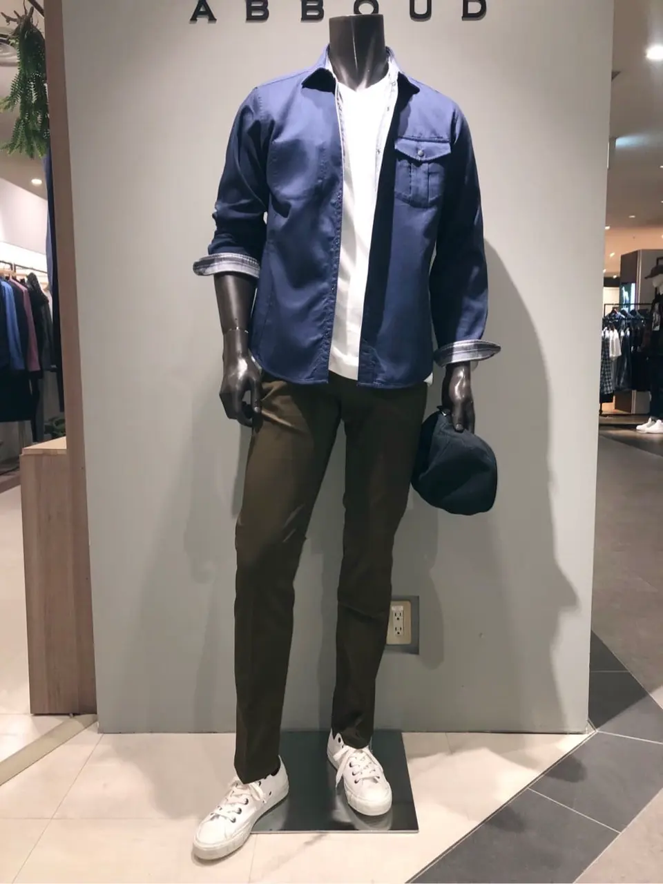 JOSEPH ABBOUD 川田 コーディネート画像