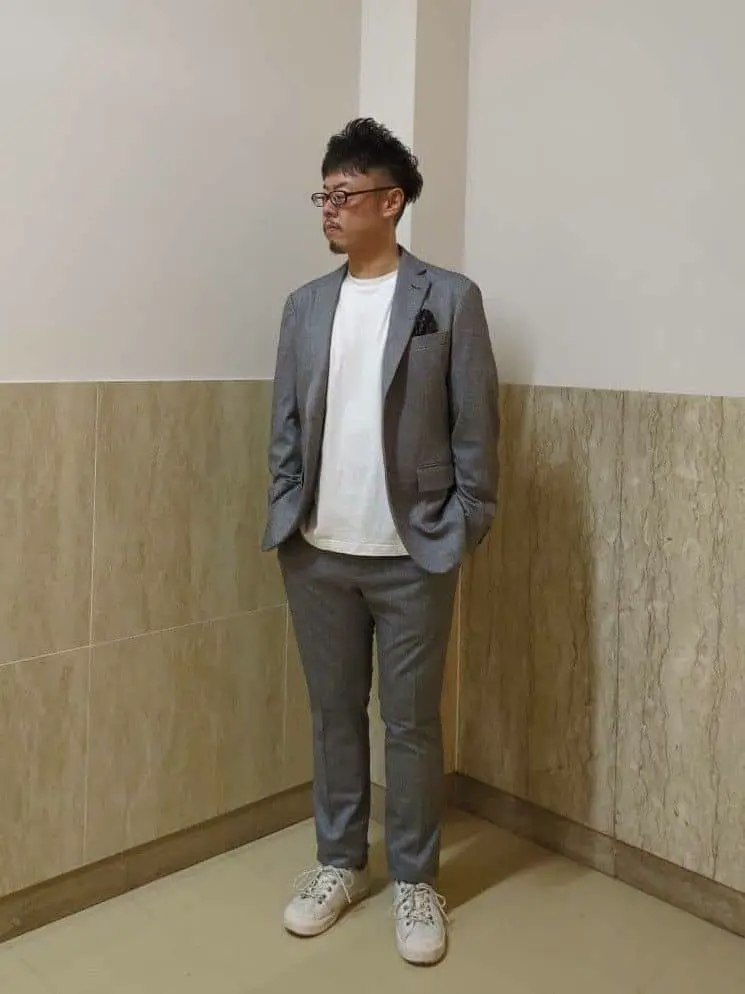 JOSEPH ABBOUD 橋場 コーディネート画像