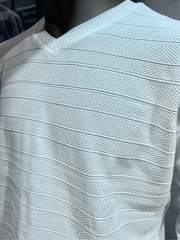 JOSEPH ABBOUD 二澤 コーディネート画像