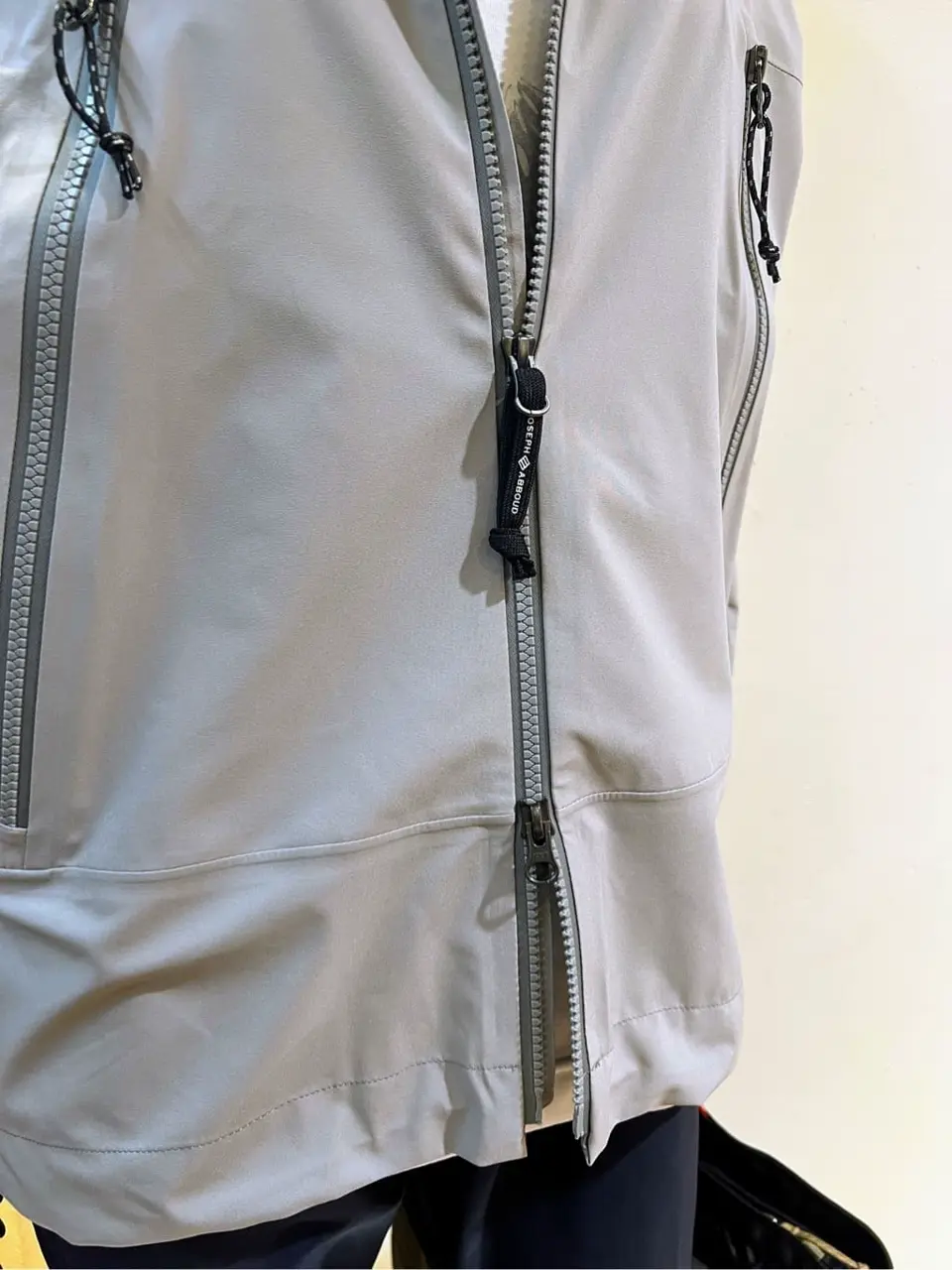 JOSEPH ABBOUD 森部 コーディネート画像