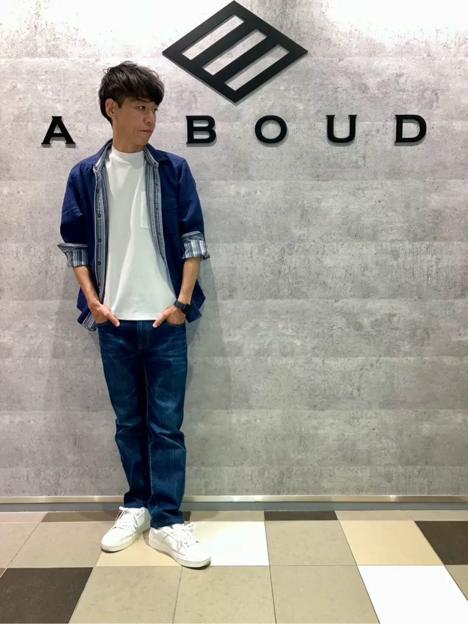 JOSEPH ABBOUD 足立 コーディネート画像