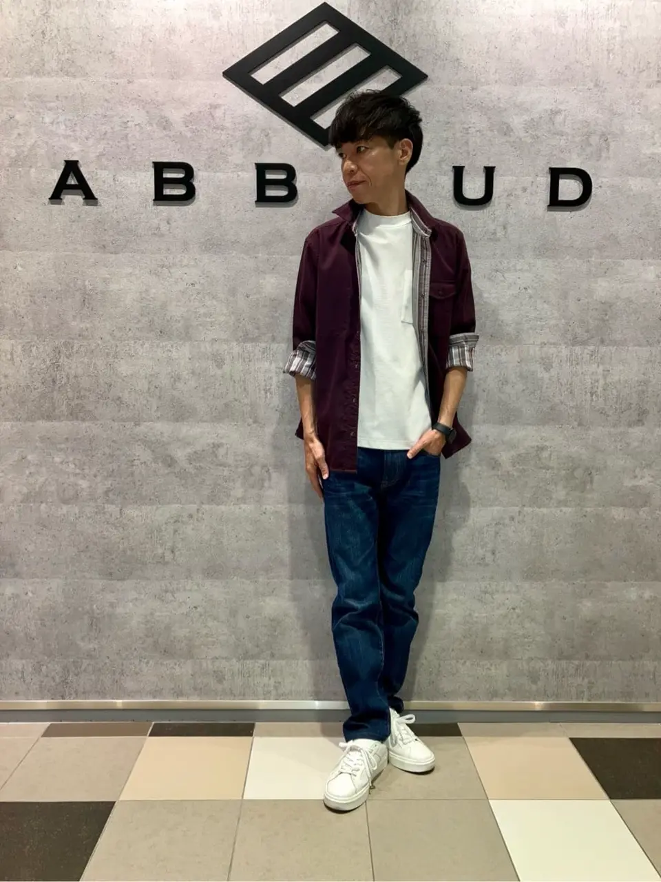 JOSEPH ABBOUD 足立 コーディネート画像