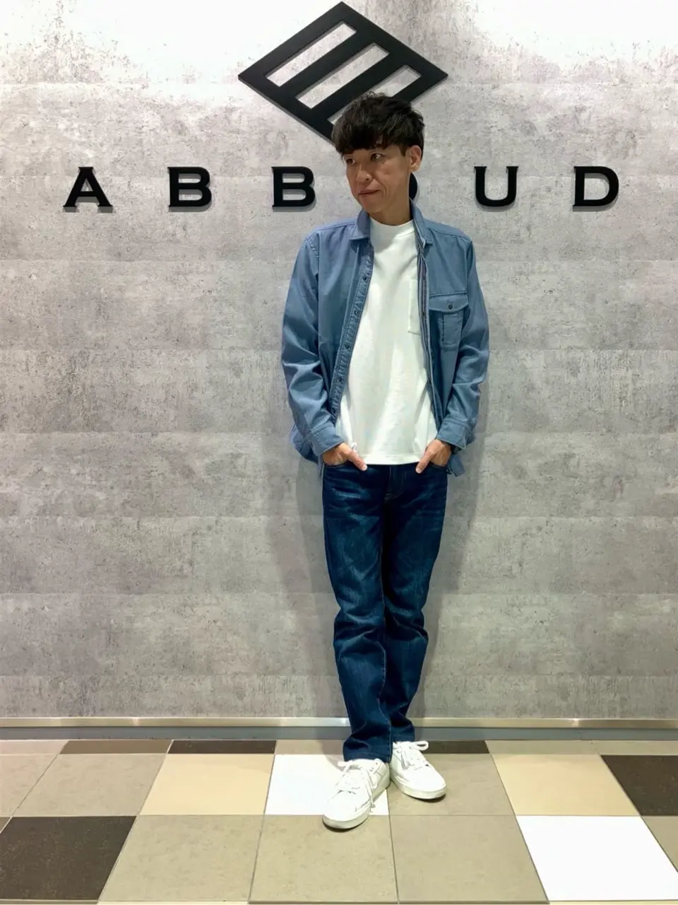 JOSEPH ABBOUD 足立 コーディネート画像