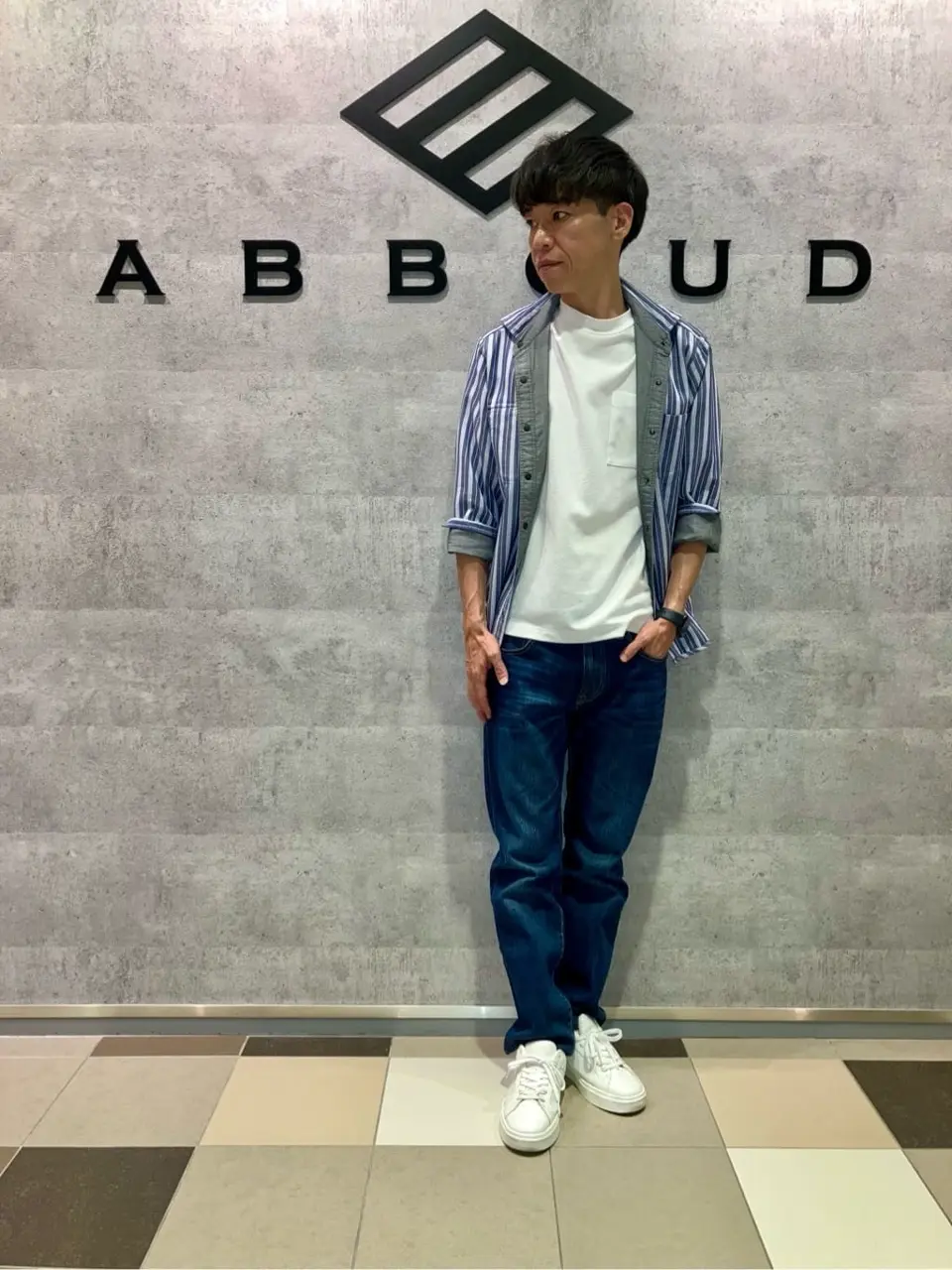 JOSEPH ABBOUD 足立 コーディネート画像