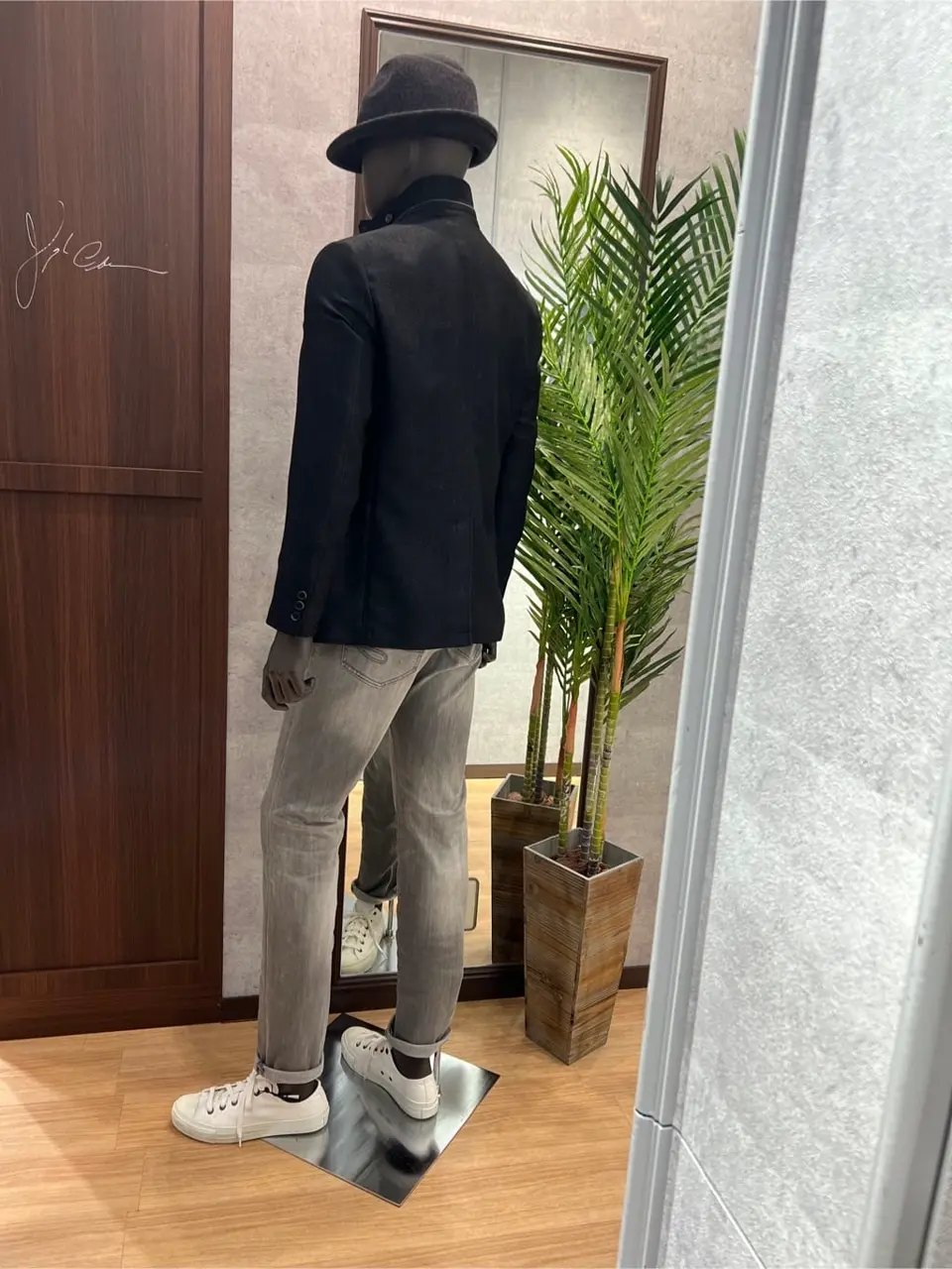 JOSEPH ABBOUD 上條 コーディネート画像