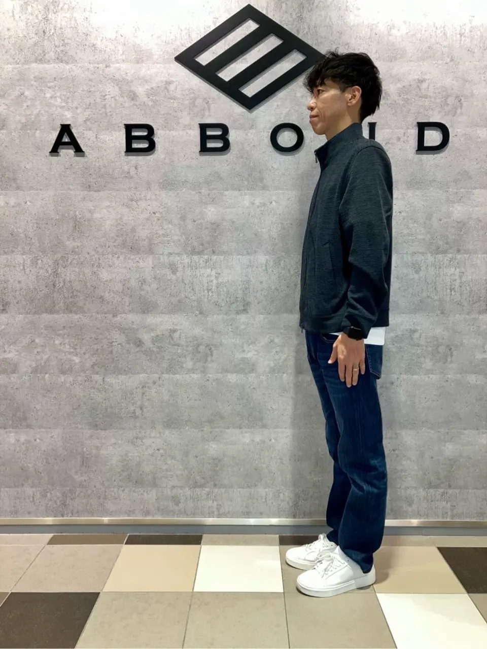 JOSEPH ABBOUD 足立 コーディネート画像