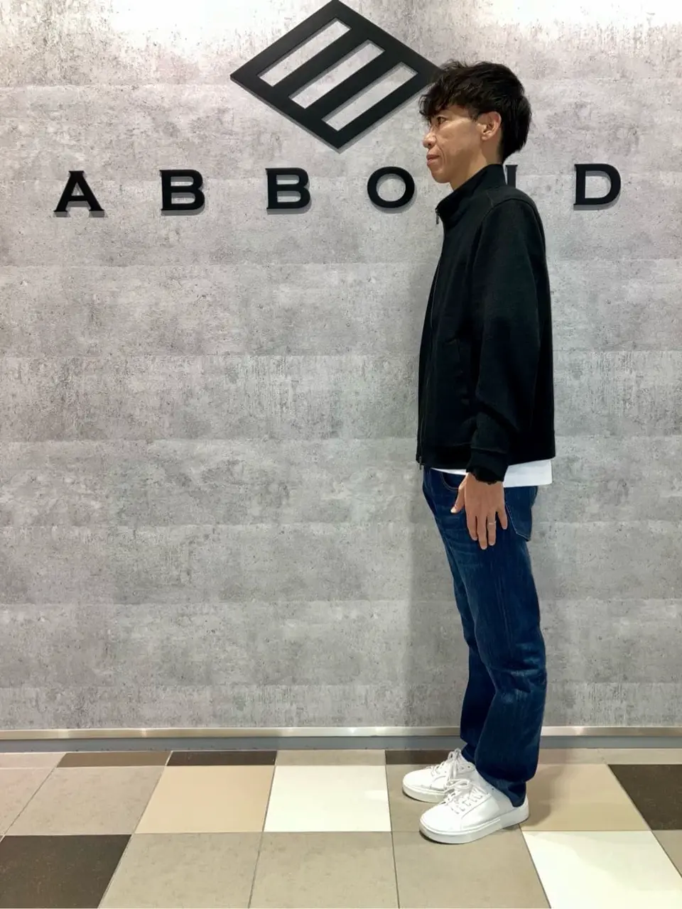 JOSEPH ABBOUD 足立 コーディネート画像