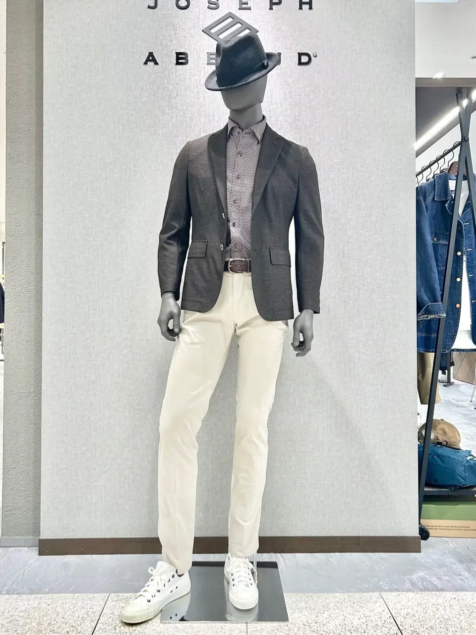 JOSEPH ABBOUD 上田 コーディネート画像