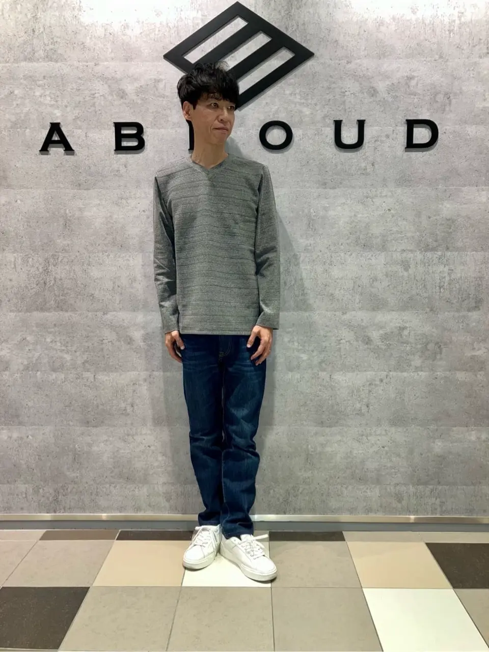 JOSEPH ABBOUD 足立 コーディネート画像