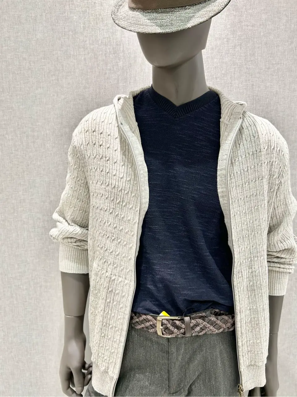 JOSEPH ABBOUD 上田 コーディネート画像