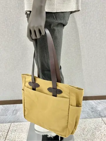 JOSEPH ABBOUD 上田 コーディネート画像