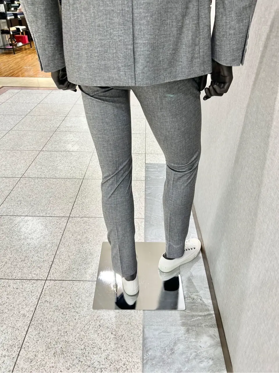 JOSEPH ABBOUD 上田 コーディネート画像