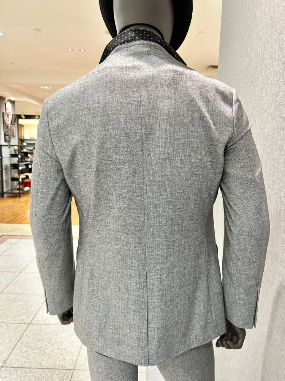 JOSEPH ABBOUD 上田 コーディネート画像