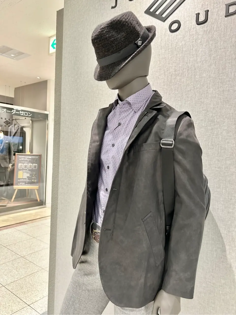 JOSEPH ABBOUD 上田 コーディネート画像