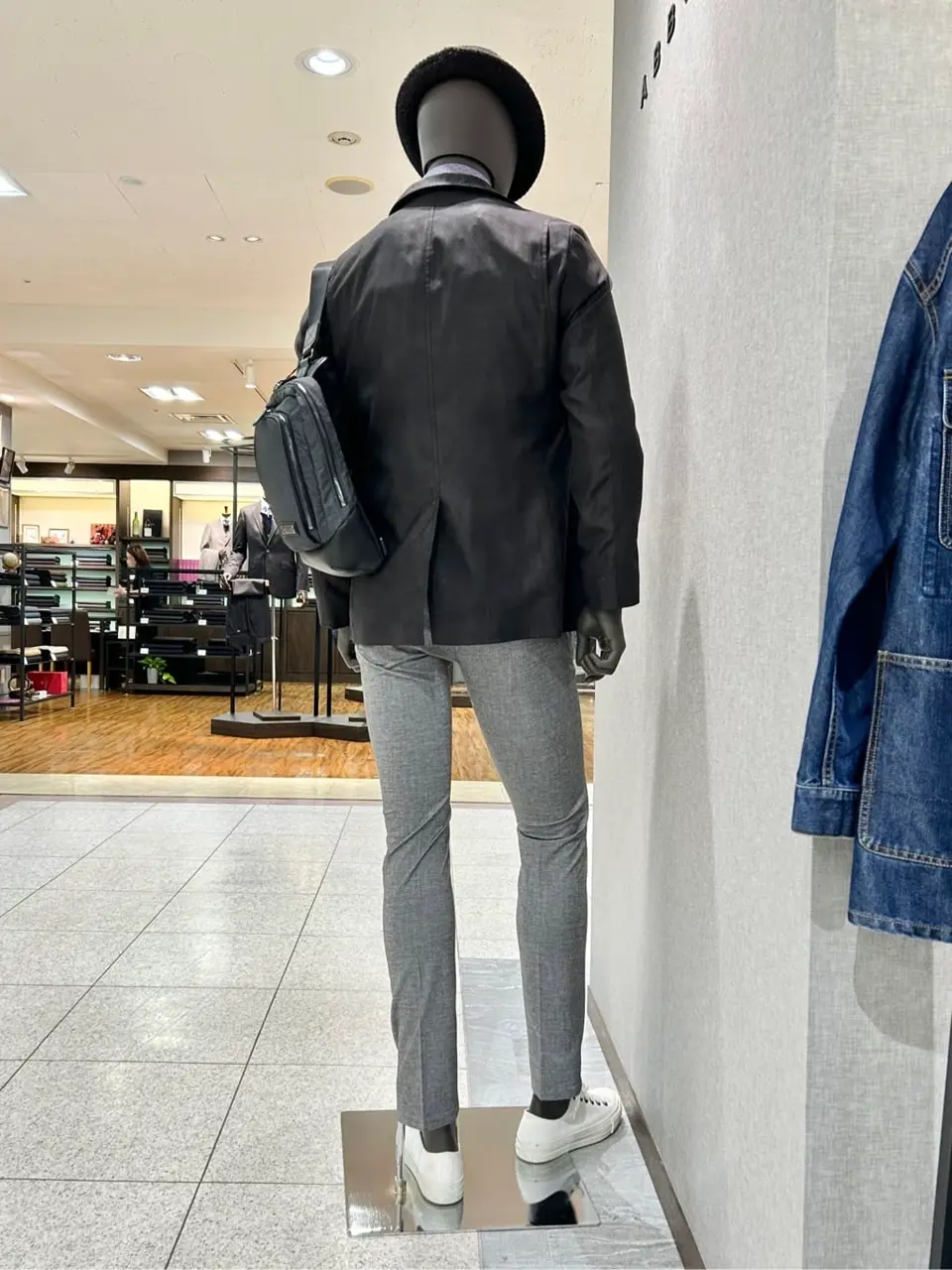 JOSEPH ABBOUD 上田 コーディネート画像