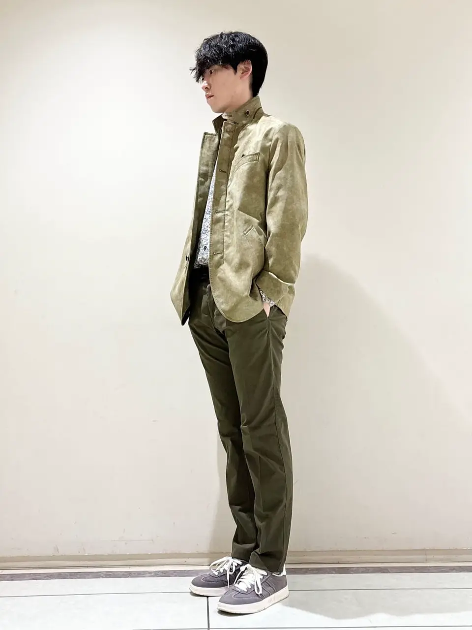 JOSEPH ABBOUD 近藤 コーディネート画像