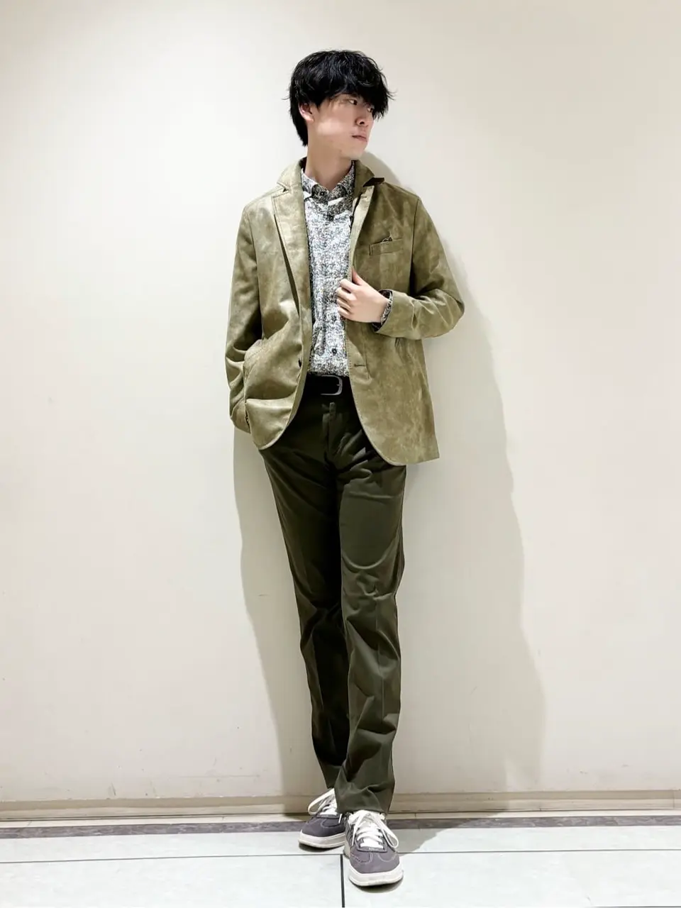 JOSEPH ABBOUD 近藤 コーディネート画像