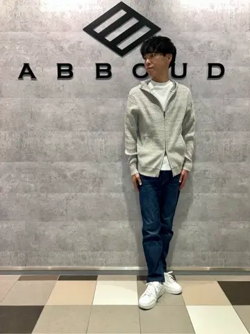 JOSEPH ABBOUD 足立 コーディネート画像