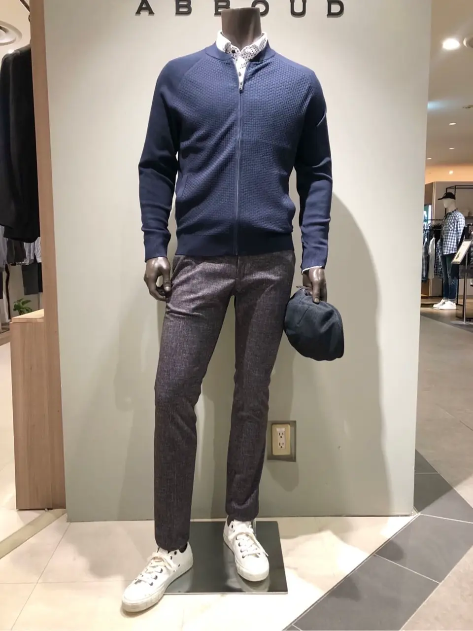 JOSEPH ABBOUD 川田 コーディネート画像