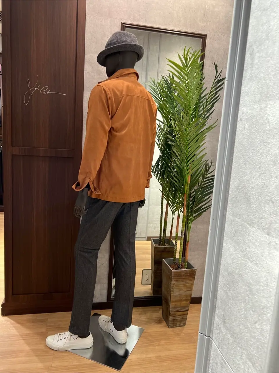 JOSEPH ABBOUD 上條 コーディネート画像