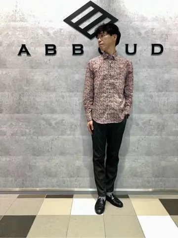 JOSEPH ABBOUD 足立 コーディネート画像