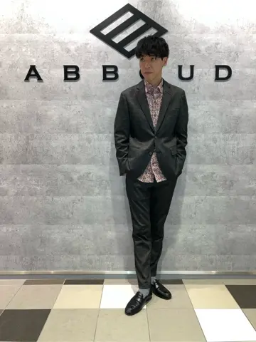 JOSEPH ABBOUD 足立 コーディネート画像