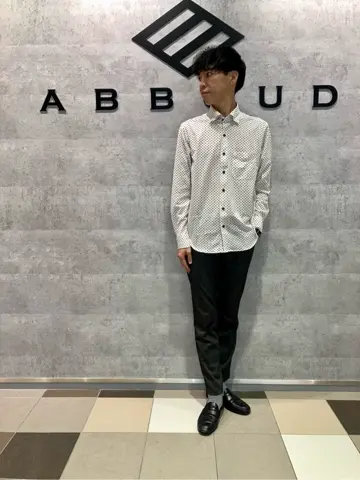 JOSEPH ABBOUD 足立 コーディネート画像