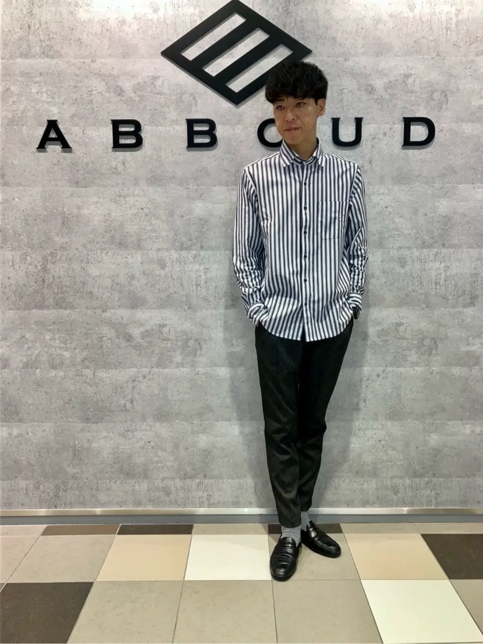 JOSEPH ABBOUD 足立 コーディネート画像