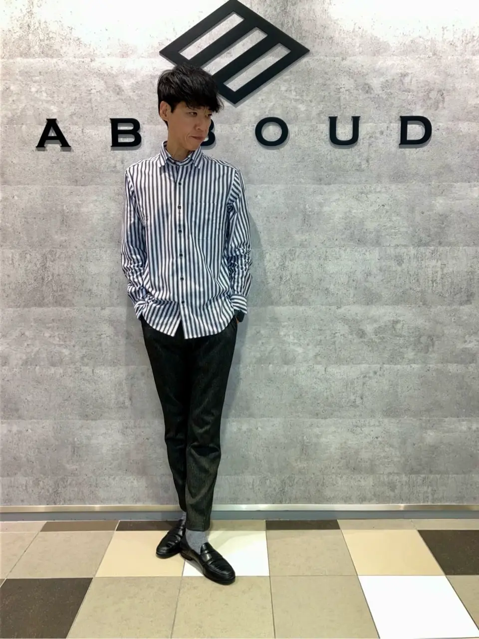 JOSEPH ABBOUD 足立 コーディネート画像