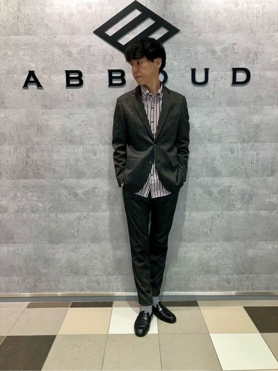 JOSEPH ABBOUD 足立 コーディネート画像