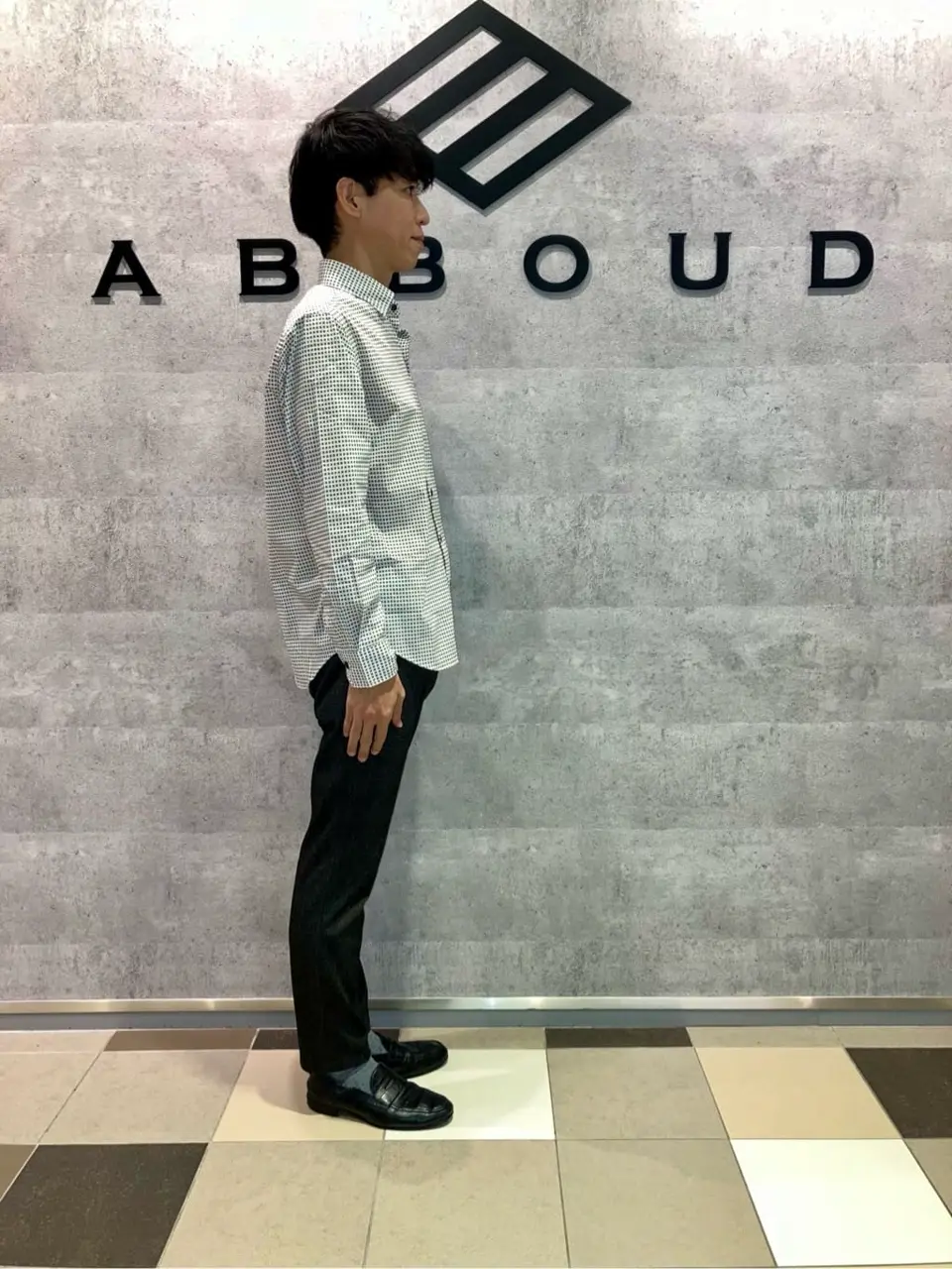 JOSEPH ABBOUD 足立 コーディネート画像